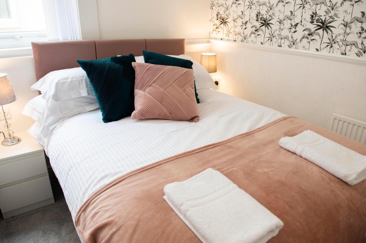 Charles Alexander Short Stay - Highcliffe Apartments Cleveleys Esterno foto
