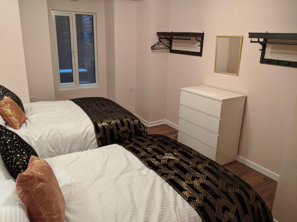 Charles Alexander Short Stay - Highcliffe Apartments Cleveleys Esterno foto