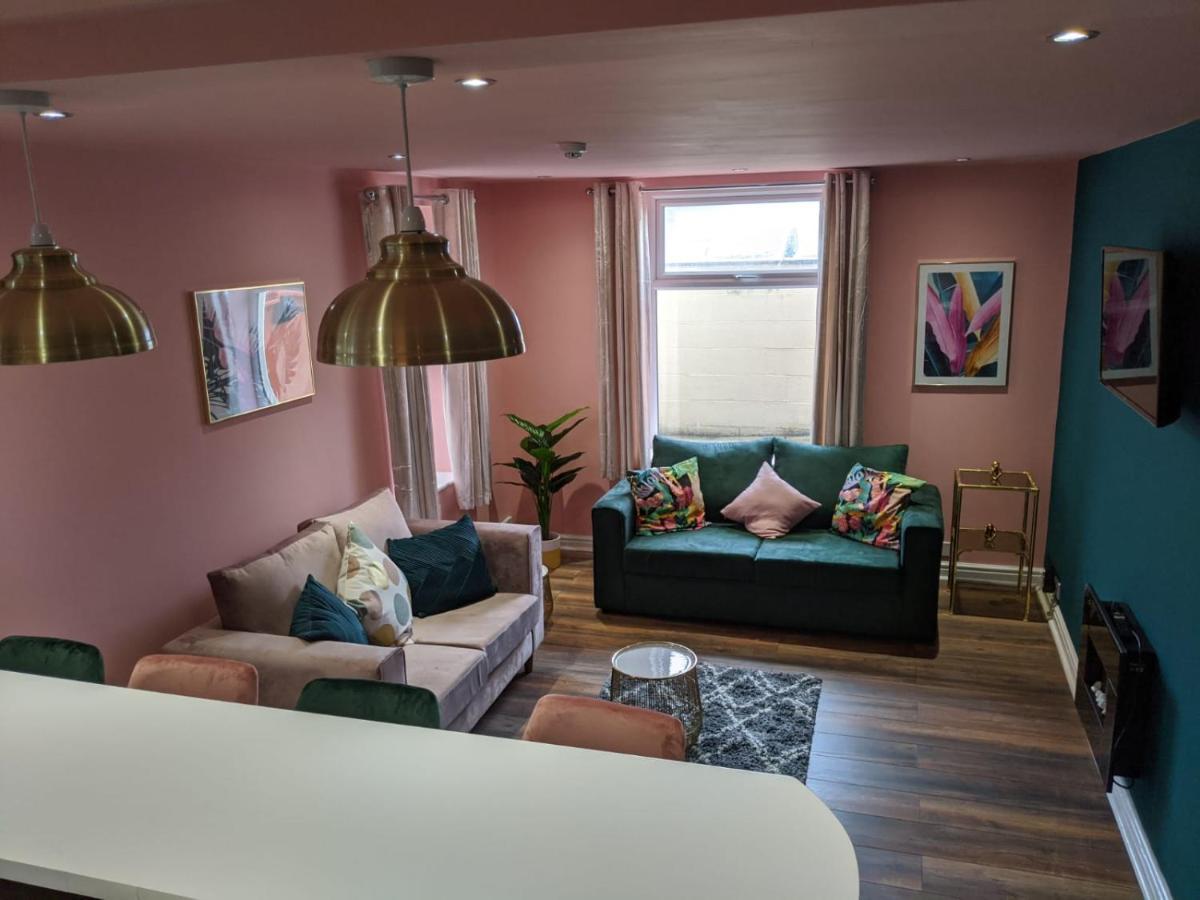 Charles Alexander Short Stay - Highcliffe Apartments Cleveleys Esterno foto
