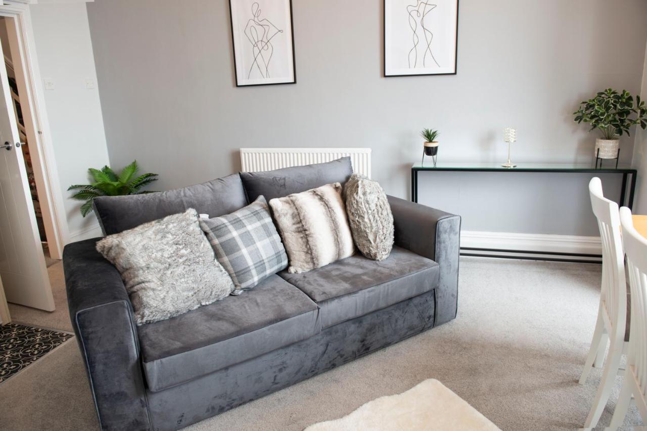 Charles Alexander Short Stay - Highcliffe Apartments Cleveleys Esterno foto