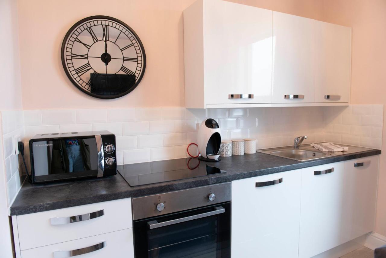 Charles Alexander Short Stay - Highcliffe Apartments Cleveleys Esterno foto